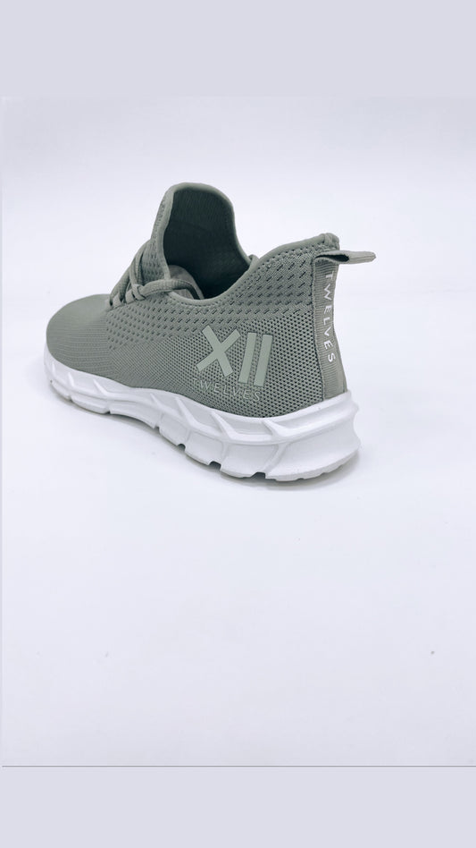 Twelves GTL Trainer