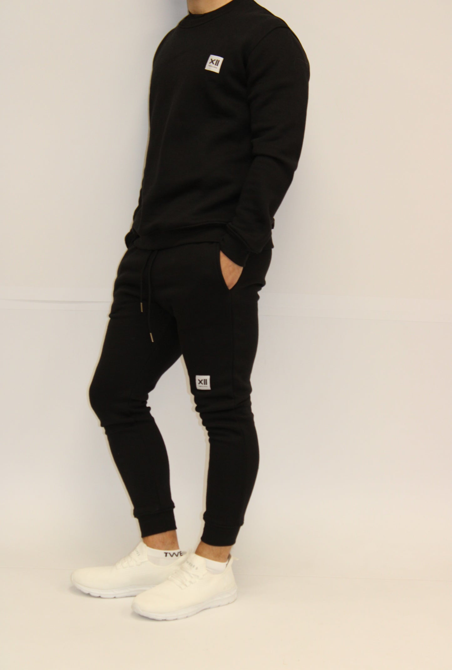 Twelves Leisure Joggers - Black