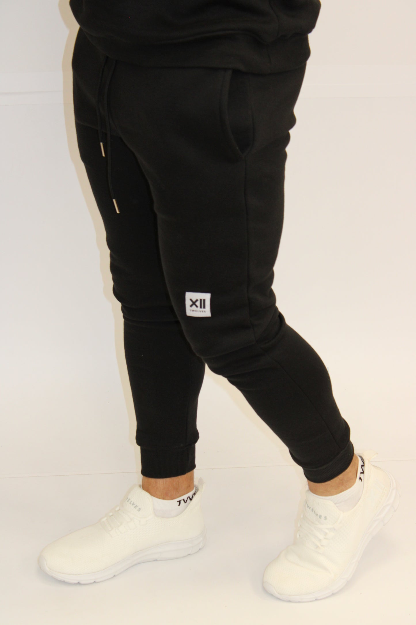 Twelves Leisure Joggers - Black